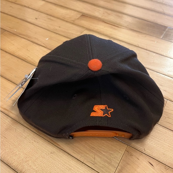 Undefeated Starter SnapBack Hat - Picture 4 of 5